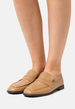 Pavement Hailey - Mocasines - Sand