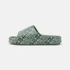 Lacoste Chanclas De Baño - Dark Green/White 2 Lacoste Chanclas De Baño - Dark Green/White -Zapato Tienda 14b03835aed441c4807ffd6408d59779