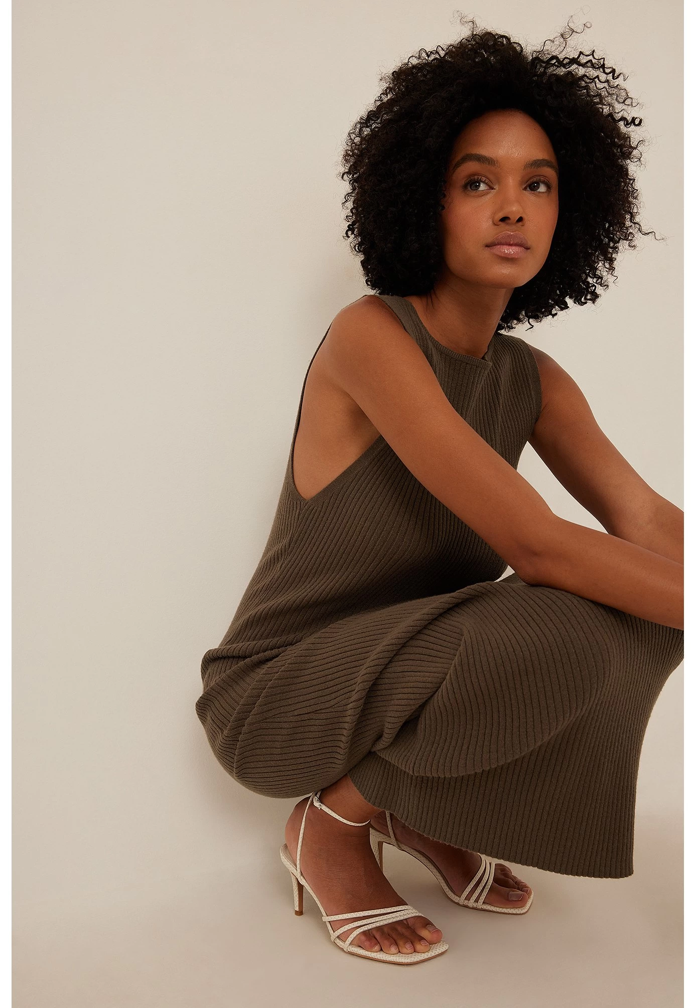 NA-KD Riemchen Mit Schlangenmuster - Sandalias - Offwhite 4 NA-KD Riemchen Mit Schlangenmuster - Sandalias - Offwhite - Imagen 2