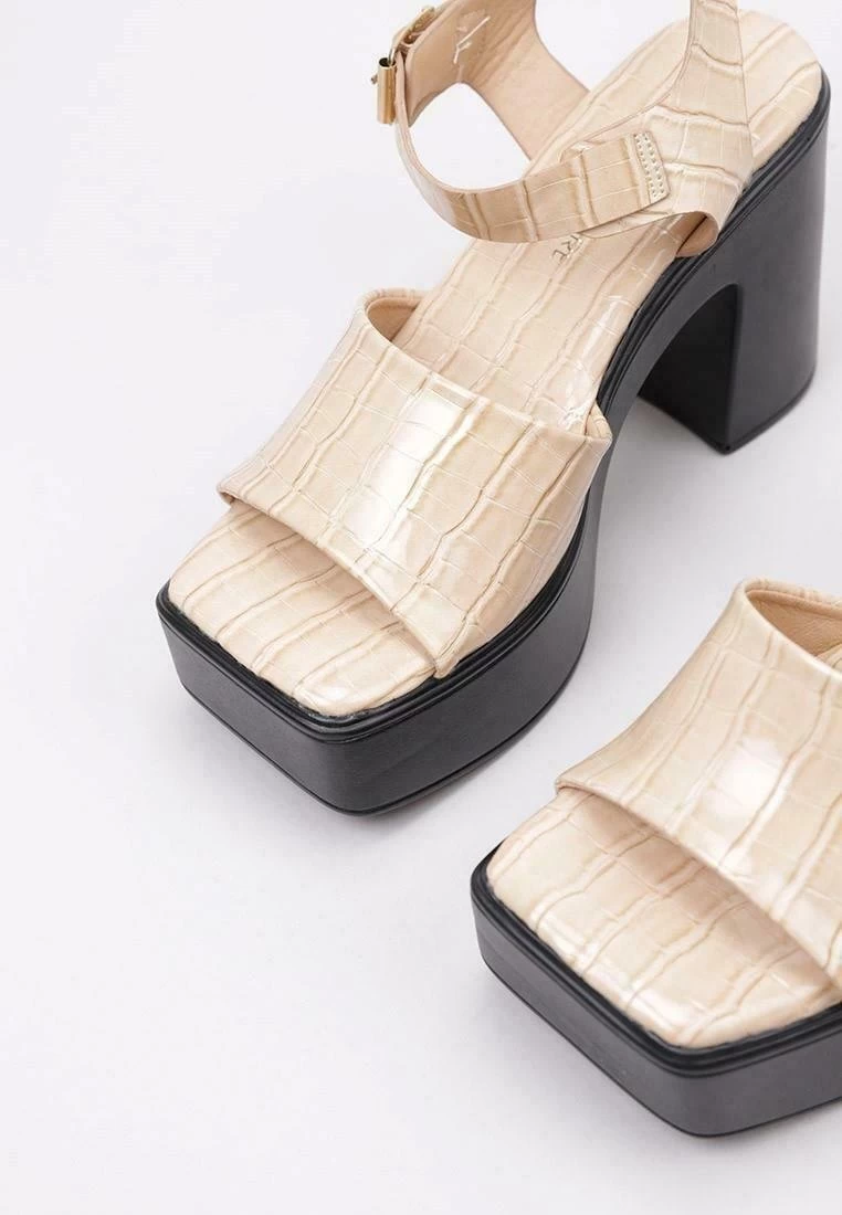 Varnished - Sandalias De Tacón - Beige 7 Varnished - Sandalias De Tacón - Beige - Imagen 5