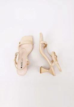 Blink - Zapatos Altos - Beige -Zapato Tienda 3e0c3f66b84f4e0180bb033b0a8d7607