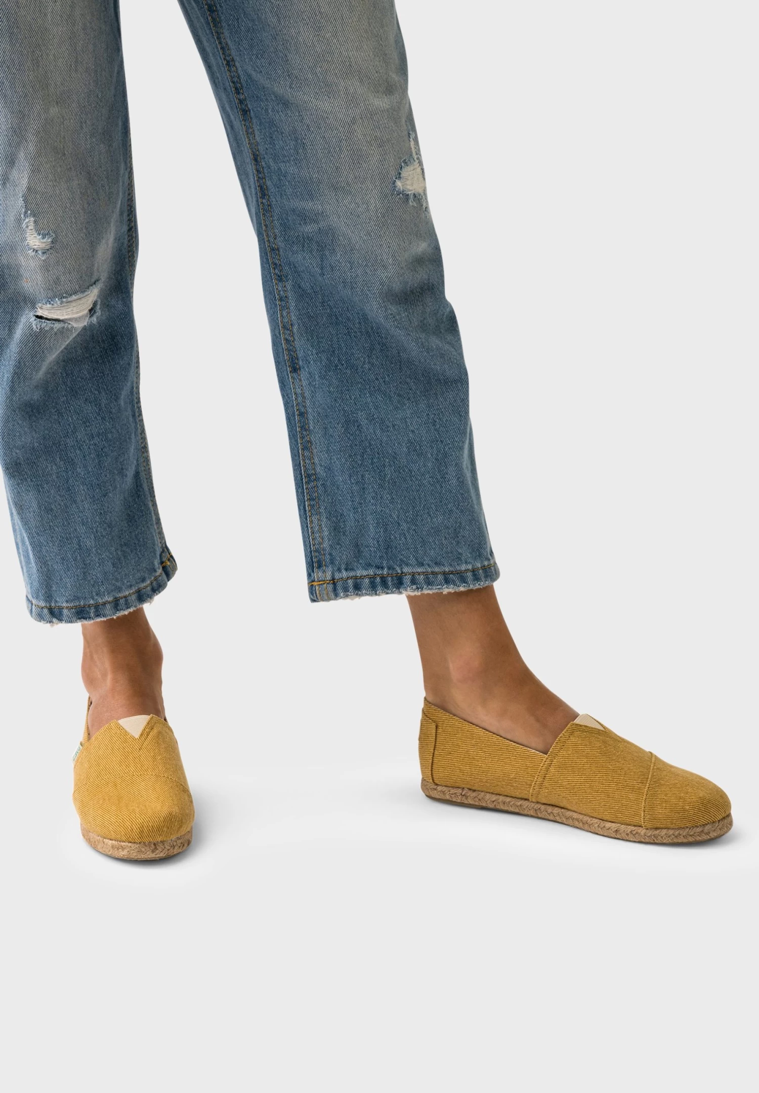 Classic Essential - Alpargatas - Yellow 3 Classic Essential - Alpargatas - Yellow