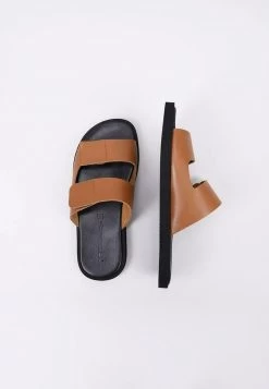 Sidecar - Sandalias Planas - Camel 11 Sidecar - Sandalias Planas - Camel -Zapato Tienda 443c7f1a4b394030880a5789cfdd0185
