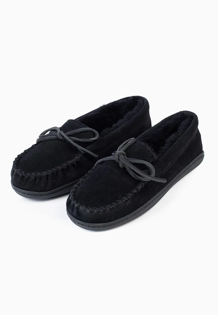 Minnetonka Sheepskin Hardsole Moc - Mocasines - Black 4 Minnetonka Sheepskin Hardsole Moc - Mocasines - Black - Imagen 2