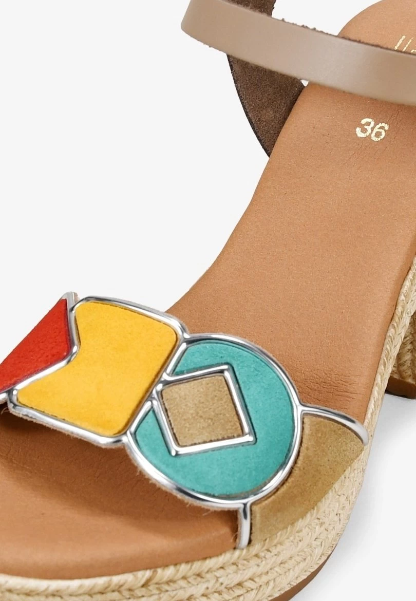 Sandalias De Tacón - Taupe 6 Sandalias De Tacón - Taupe - Imagen 4