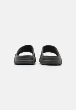 Steve Madden Charge - Chanclas De Baño - Black 10 Steve Madden Charge - Chanclas De Baño - Black -Zapato Tienda 79f57cabefc34027a040150fcc90afd7