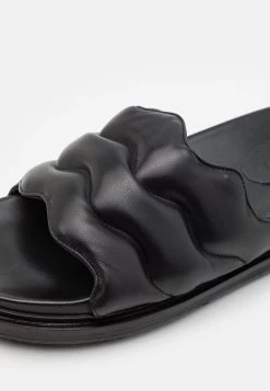 Marni Fussbett Shoe - Sandalias Planas - Black 13 Marni Fussbett Shoe - Sandalias Planas - Black -Zapato Tienda 84fec1c4863448e3a409fd0a74f0d6aa