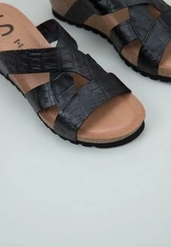 Faitth - Sandalias Con Plataforma - Black -Zapato Tienda 899f4c1da310480693d104f168286036