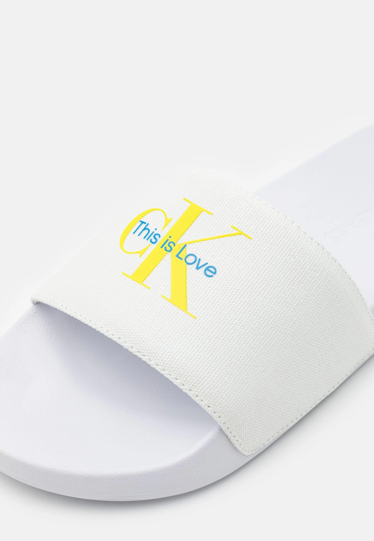 Calvin Klein Jeans Cap Pride 23 Logo - Sandalias Planas - White 8 Calvin Klein Jeans Cap Pride 23 Logo - Sandalias Planas - White - Imagen 6