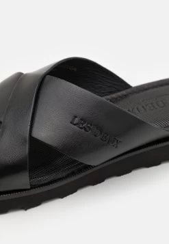 Les Deux Larry - Sandalias Planas - Black 13 Les Deux Larry - Sandalias Planas - Black -Zapato Tienda ad4a802da25344acb36316715b91fb23