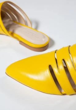 Magnolia - Sandalias Planas - Pompelmo 9 Magnolia - Sandalias Planas - Pompelmo -Zapato Tienda ba9828bd2d9d4db1a8ccec75870d0fdd