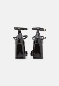 LOVE MOSCHINO Zapatos Altos - Nero 12 LOVE MOSCHINO Zapatos Altos - Nero -Zapato Tienda c03c2374761f4601945babf6c0b3750c