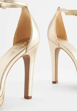 Next Signature Standard - Sandalias Con Plataforma - Gold 13 Next Signature Standard - Sandalias Con Plataforma - Gold -Zapato Tienda e6f87803185b4fcbaba7587bba2e35f8