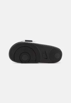 Nike Sportswear Offcourt Adjust Slide - Sandalias Planas - Summit White/Black 12 Nike Sportswear Offcourt Adjust Slide - Sandalias Planas - Summit White/Black -Zapato Tienda f2ede56019f44c94897c839ffacf9f0f