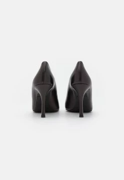 Furla Code Decollete - Tacones - Nero 12 Furla Code Decollete - Tacones - Nero -Zapato Tienda f4a3cfcd958742bdb721e4f425f09b43