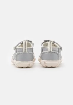 Keen Seacamp Ii Cnx Unisex - Sandalias De Senderismo - Silver/Star White 10 Keen Seacamp Ii Cnx Unisex - Sandalias De Senderismo - Silver/Star White -Zapato Tienda f6aed079a40a4ce4a256fef91f9681d8